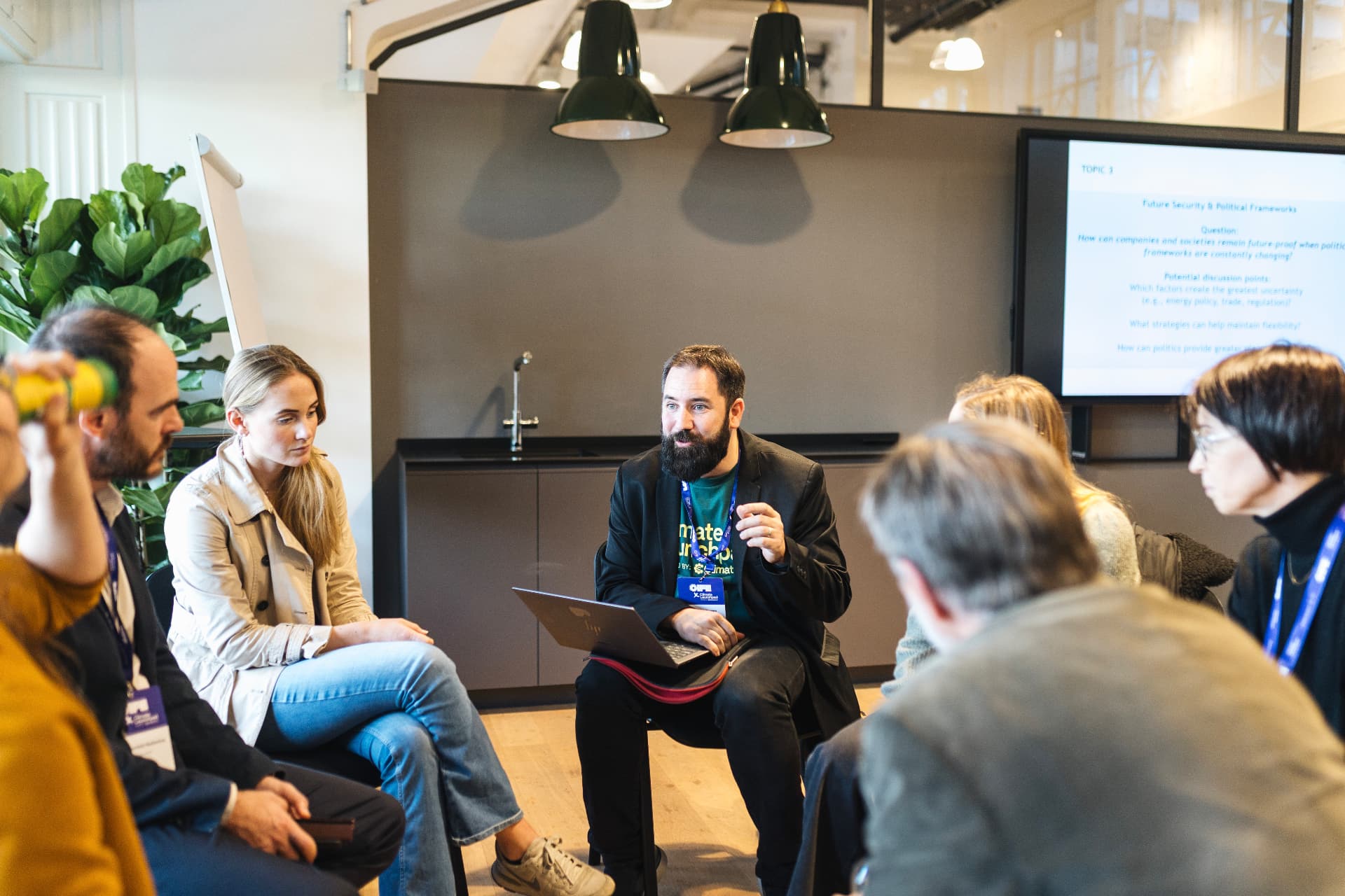 Gesprächsrunde bei einer Thinkubator-Veranstaltung